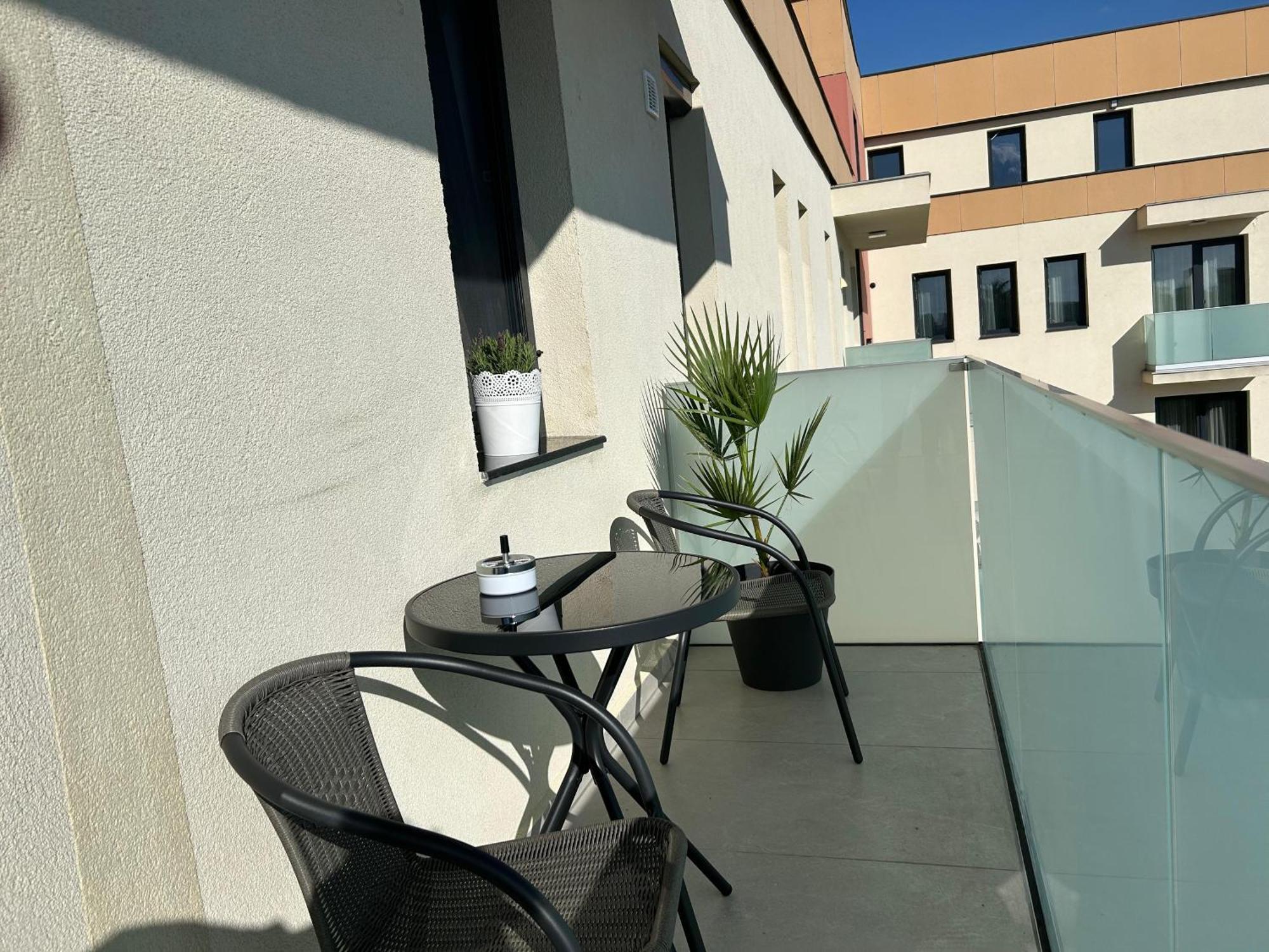 Coquette Studio Central Oradea Zewnętrze zdjęcie